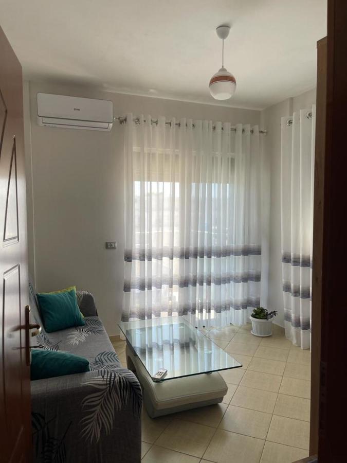 Near By The Sea Apartment Sarandë Exterior foto